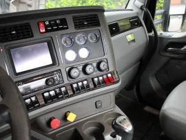 2017 KENWORTH, T880 DAY CAB TANDEM - Image #4