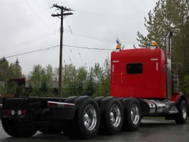 2019 KENWORTH, T800 Tri-Drive Tractor with 38in Sleeper - Image #5