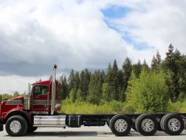 2019 KENWORTH, T800 Tri-Drive Extended Day Cab - Image #3