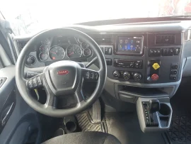 2017 PETERBILT, 579 - Image #4