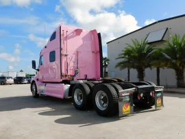 2015 PETERBILT, 587 - Image #3