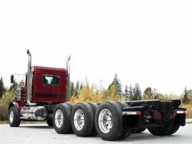 2016 KENWORTH, T800 TRI DRIVE EXTENDED DAY CAB - Image #3