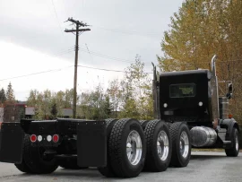 2019 KENWORTH, W900 EXTENDED DAY CAB TRI DRIVE - Image #4