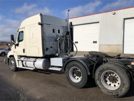 2016 FREIGHTLINER, CASCADIA 125 - Image #5