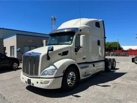 2020 PETERBILT, 579 - Image #3