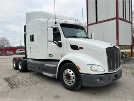 2016 PETERBILT, 579 - Image #4