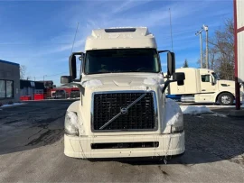 2016 VOLVO, VNL64T670 - Image #4