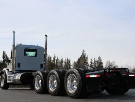 2019 PETERBILT, 567 TRI DRIVE DAY CAB - Image #2