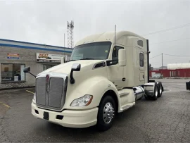 2017 KENWORTH, T680 - Image #2