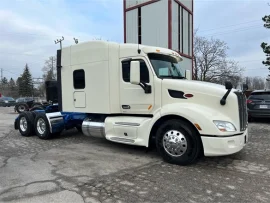 2017 PETERBILT, 579 - Image #5