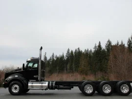 2018 KENWORTH, T880 TRI DRIVE DAYCAB - Image #2