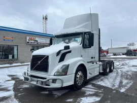 2014 VOLVO, VNL64T300 - Image #2