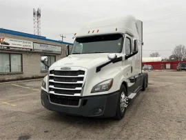 2019 FREIGHTLINER, CASCADIA 126 - Image #3