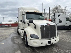 2016 PETERBILT, 579 - Image #5