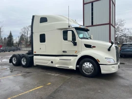 2019 PETERBILT, 579 - Image #5