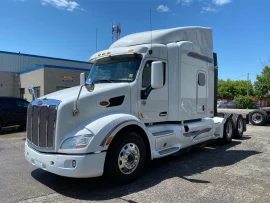 2016 PETERBILT, 579 - Image #4