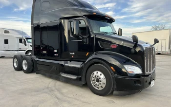 2020 PETERBILT, 579