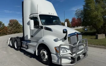 2022 KENWORTH, T680