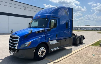 2020 FREIGHTLINER, CASCADIA 126
