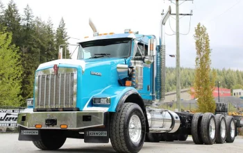 2018 KENWORTH, T800 Extended Day Cab Tri-Drive X15 565HP 18 Spd Double Frame