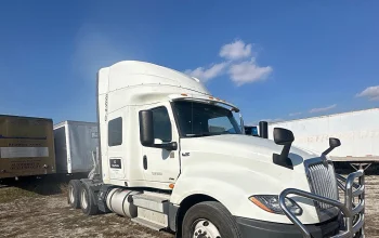 2020 INTERNATIONAL, LT625