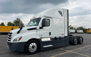 2022 FREIGHTLINER, CASCADIA 126