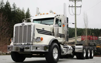 2021 PETERBILT, 367H Extended Day Cab Tri Drive - X15 565 HP 18 Spd 2050 Torque 20K Front Axle Double Frame Warranty till 2025
VIN: ***T5215; Stock Id: 5215