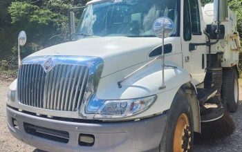 2007 INTERNATIONAL, 4200 SWEEPER TRUCK