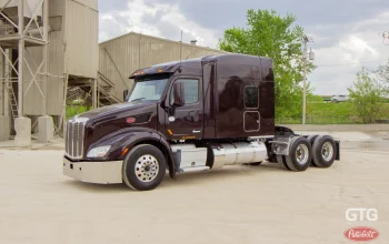 2022 PETERBILT, 579