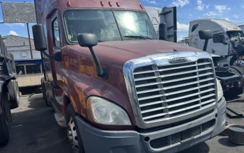 2018 FREIGHTLINER, CASCADIA 125