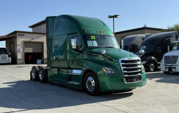 2022 FREIGHTLINER, CASCADIA 126