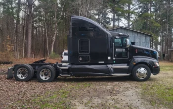 2010 KENWORTH, T660