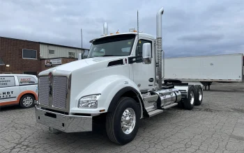 2024 KENWORTH, T880