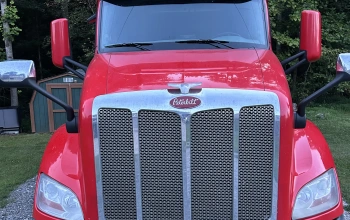 2020 PETERBILT, 579