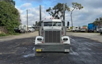2006 PETERBILT, 379
VIN: ***42168