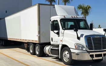 2018 FREIGHTLINER, CASCADIA 125