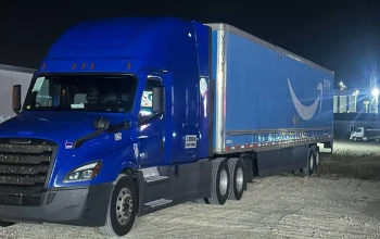 2021 FREIGHTLINER, DD13
