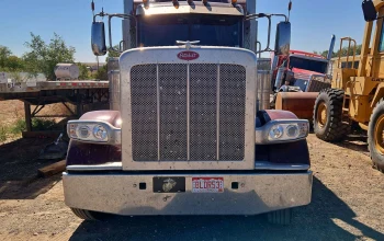 2022 PETERBILT, 389