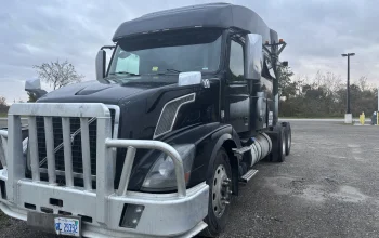 2015 VOLVO, VNL