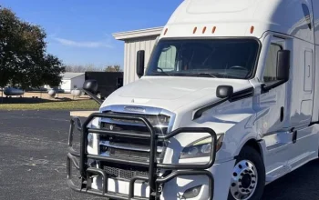 2021 FREIGHTLINER, CASCADIA 126