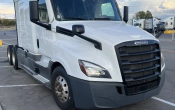 2021 FREIGHTLINER, CASCADIA 126