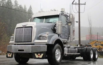 2017 WESTERN STAR, 4900SB DAY CAB TANDEM