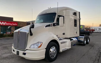 2017 KENWORTH, T680