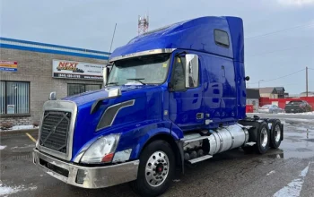 2014 VOLVO, VNL64T670