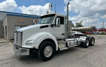 2022 KENWORTH, T880