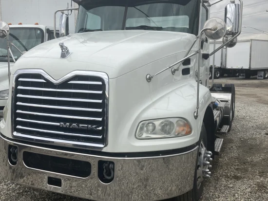 2017 MACK, CXU613 - Image #1