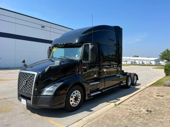 2022 VOLVO, VNL64T860 - Image #1