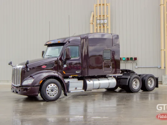 2022 PETERBILT, 579 - Image #1