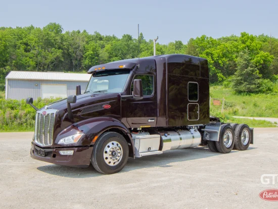 2023 PETERBILT, 579 - Image #1