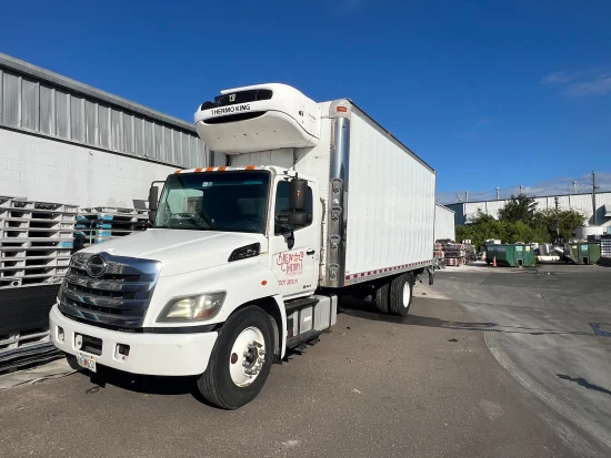 2016 HINO, 338 - Image #1